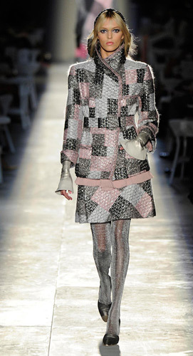 Неделя высокой моды в Париже: Armani, Valentino, Chanel